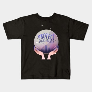 Magic ball in hands "Protect your energy" Kids T-Shirt